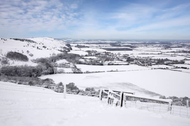 UK 'Snowbomb' New Year - Alamy